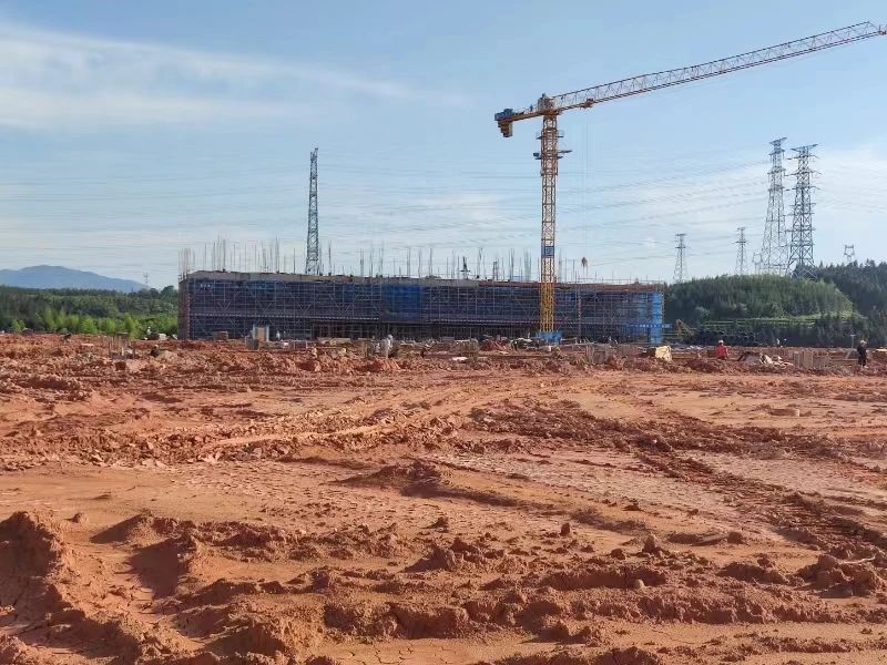 易順建工加速三和循環(huán)經濟產業(yè)園建設:標準化廠房雛形顯現(xiàn)